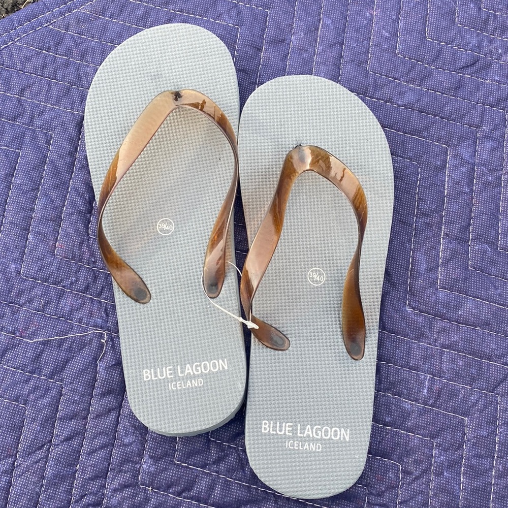 Blue lagoon flip flops